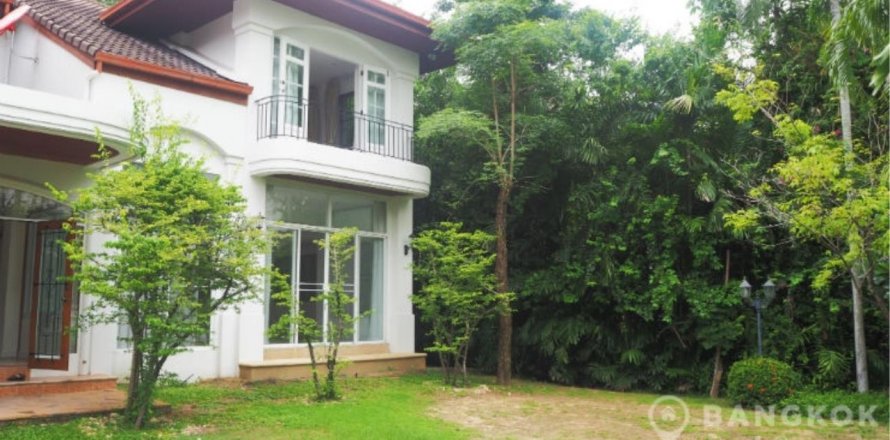 House in Bang Phli Yai, Thailand 4 bedrooms № 19438