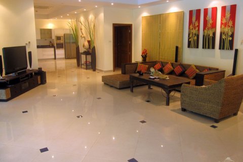 House on Jomtien Beach, Pattaya, Thailand 3 bedrooms № 22937 - photo 4