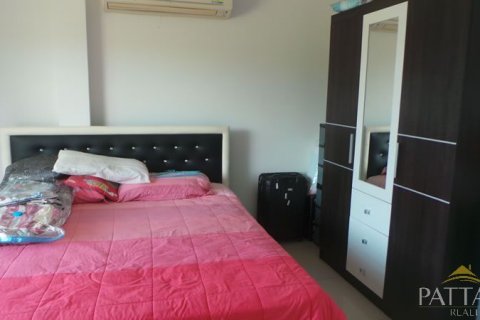 House in Rayong, Thailand 3 bedrooms № 21287 - photo 3