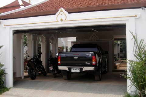 House in Pattaya, Thailand 4 bedrooms № 23209 - photo 19