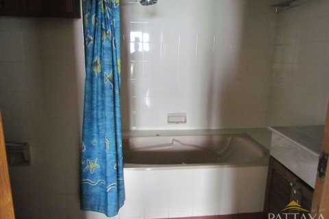 Condo on Jomtien Beach, Pattaya, Thailand, 2 bedrooms  № 21615 - photo 19