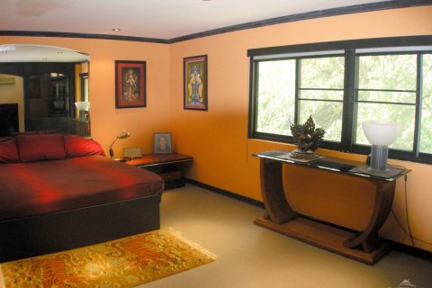 House in Pattaya, Thailand 4 bedrooms № 23090 - photo 13