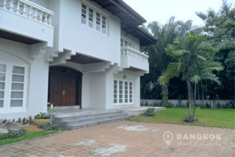 House in Bang Kaeo, Thailand 5 bedrooms № 19398 - photo 2