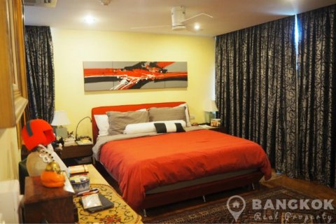 Condo in Watthana, Bangkok, Thailand, 3 bedrooms  № 19462 - photo 15