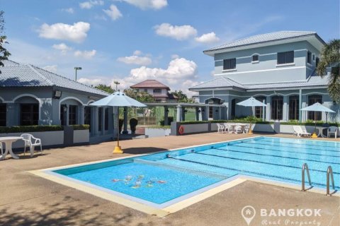 House in Bang Kaeo, Thailand 4 bedrooms № 19411 - photo 25