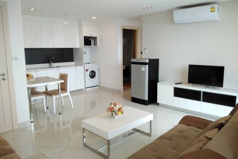 Condo in Pattaya, Thailand, 1 bedroom  № 23901 - photo 1