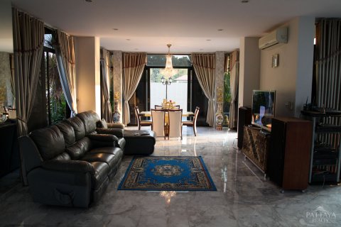 House in Pattaya, Thailand 4 bedrooms № 24169 - photo 7