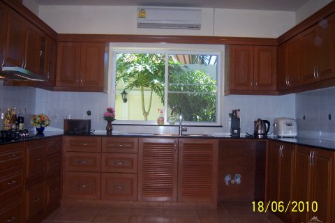 House in Pattaya, Thailand 4 bedrooms № 22974 - photo 8