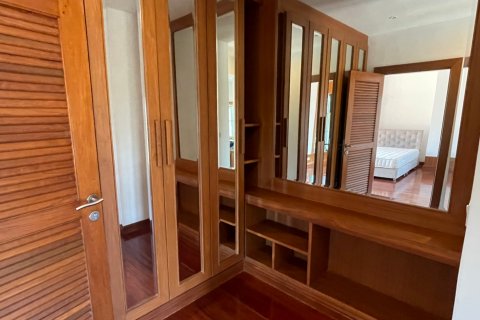 House in Pattaya, Thailand 5 bedrooms № 22412 - photo 5