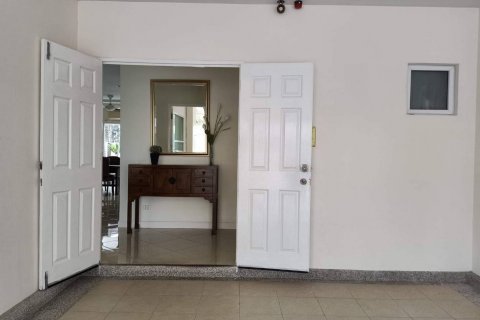 House in Pattaya, Thailand 3 bedrooms № 22062 - photo 6