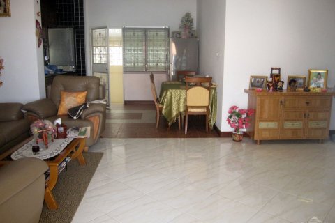 House in Pattaya, Thailand 3 bedrooms № 23037 - photo 3