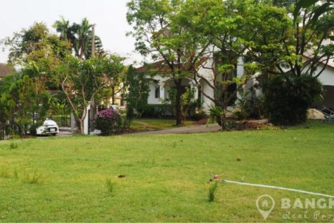 House in Bang Kaeo, Thailand 4 bedrooms № 19411 - photo 23