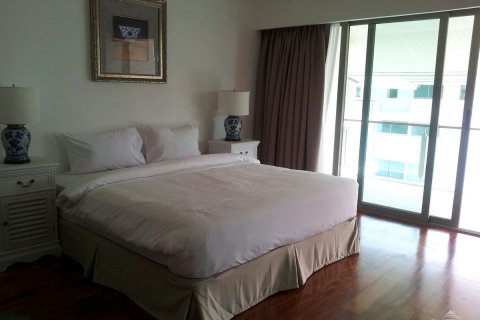 Condo in Pattaya, Thailand, 3 bedrooms  № 23773 - photo 3
