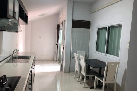House in Pattaya, Thailand 2 bedrooms № 22350 - photo 1