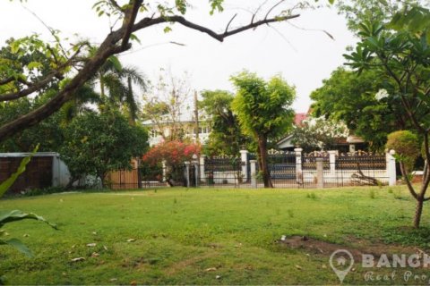 House in Bang Kaeo, Thailand 4 bedrooms № 19411 - photo 22