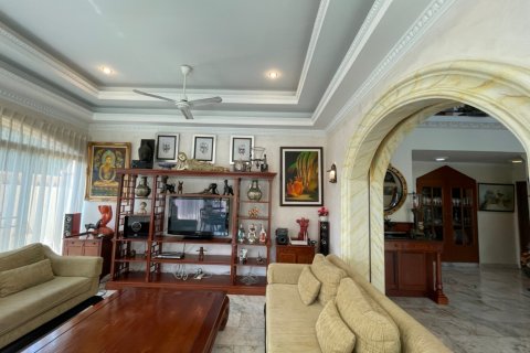 House on Jomtien Beach, Pattaya, Thailand 4 bedrooms № 22527 - photo 7