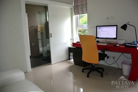 House in Pattaya, Thailand 3 bedrooms № 24451 - photo 11