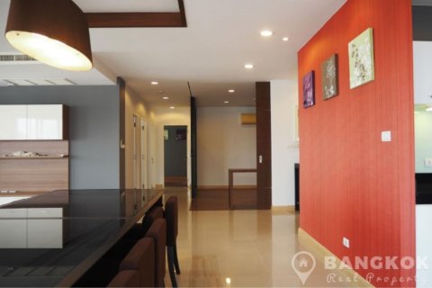 Penthouse in Bangkok, Thailand 3 bedrooms № 19440 - photo 11
