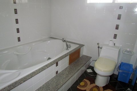 House in Pattaya, Thailand 3 bedrooms № 24227 - photo 26