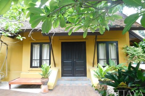House on Jomtien Beach, Pattaya, Thailand 5 bedrooms № 23851 - photo 15