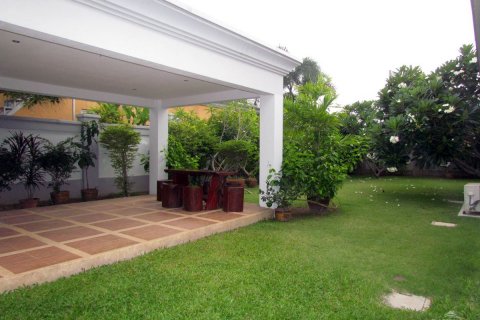 House in Pattaya, Thailand 3 bedrooms № 23424 - photo 14