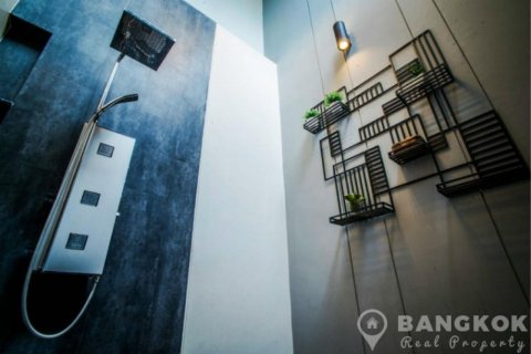Townhouse in Bangkok, Thailand 4 bedrooms № 19499 - photo 15