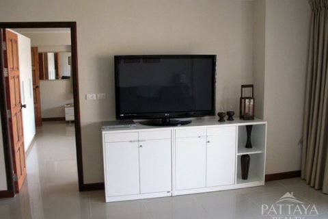 Condo in Pattaya, Thailand, 3 bedrooms  № 23383 - photo 2