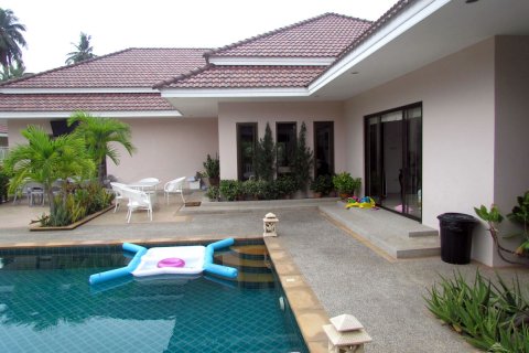 House in Pattaya, Thailand 3 bedrooms № 20431 - photo 1