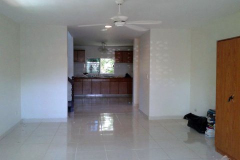House in Pattaya, Thailand 2 bedrooms № 20036 - photo 2