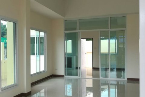 House in Pattaya, Thailand 3 bedrooms № 22265 - photo 25