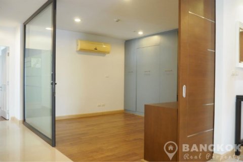 Penthouse in Bangkok, Thailand 3 bedrooms № 19440 - photo 21