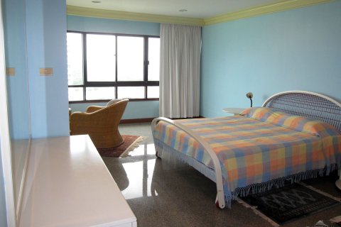 Condo in Pattaya, Thailand, 3 bedrooms  № 22694 - photo 4
