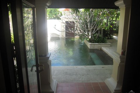 House in Pattaya, Thailand 2 bedrooms № 23592 - photo 6
