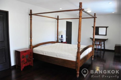 House in Bangkok, Thailand 3 bedrooms № 19420 - photo 7