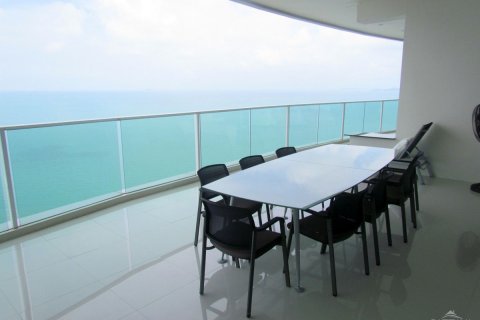 Condo in Pattaya, Thailand, 4 bedrooms  № 20303 - photo 14