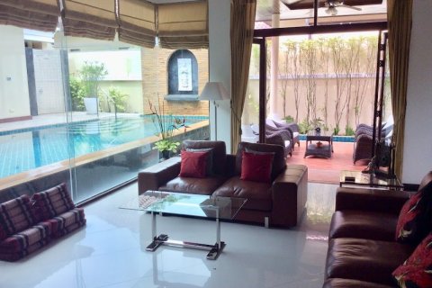House in Bang Tao, Thailand 3 bedrooms № 3837 - photo 17