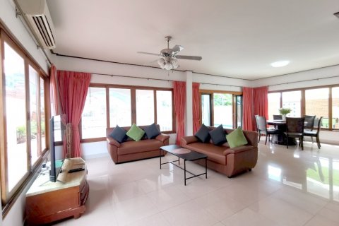 House in Pattaya, Thailand 4 bedrooms № 24655 - photo 7