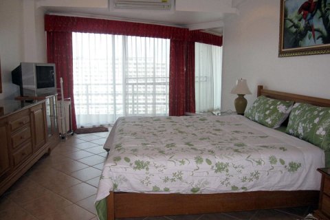 Condo on Jomtien Beach, Pattaya, Thailand, 2 bedrooms  № 23355 - photo 7