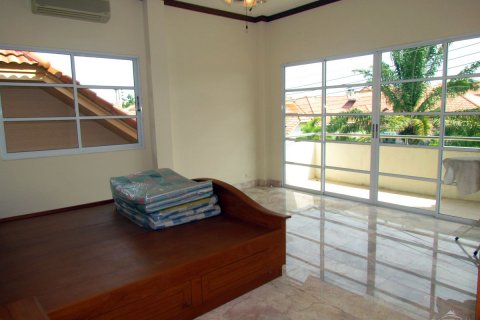 House in Pattaya, Thailand 3 bedrooms № 23491 - photo 13