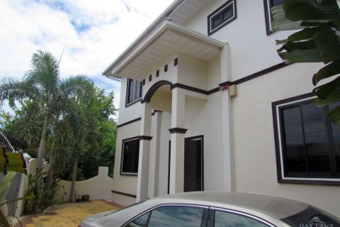 House on Jomtien Beach, Pattaya, Thailand 5 bedrooms № 19959 - photo 1