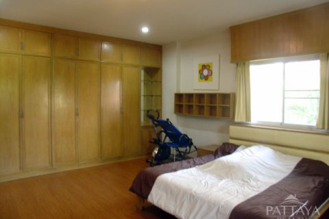 House in Pattaya, Thailand 3 bedrooms № 22665 - photo 20