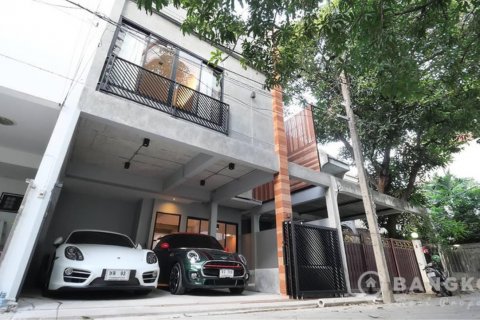 Townhouse in Bangkok, Thailand 3 bedrooms № 19442 - photo 5