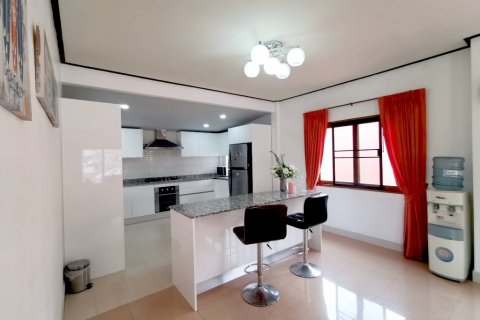 House in Pattaya, Thailand 4 bedrooms № 24655 - photo 12