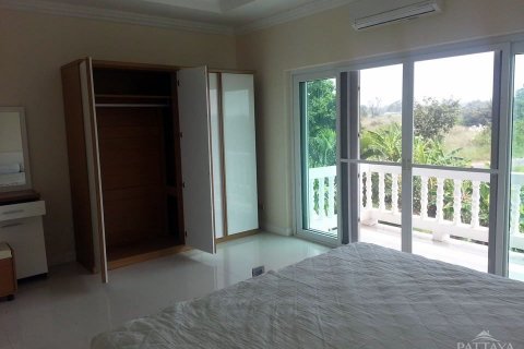 House in Pattaya, Thailand 8 bedrooms № 24024 - photo 10
