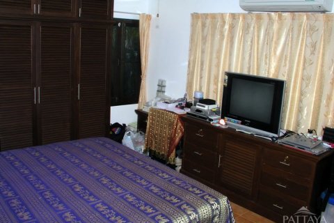 House in Pattaya, Thailand 4 bedrooms № 24381 - photo 20