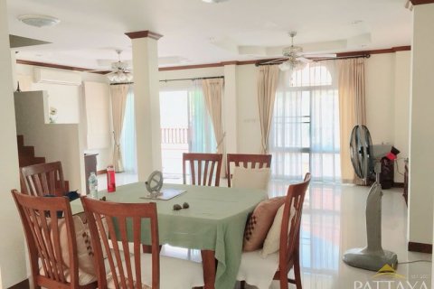 House in Pattaya, Thailand 3 bedrooms № 21655 - photo 4
