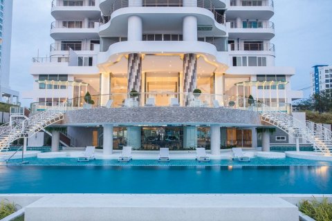 Condo in Pattaya, Thailand, 4 bedrooms  № 21790 - photo 3