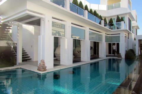 House on Jomtien Beach, Pattaya, Thailand 4 bedrooms № 20224 - photo 1