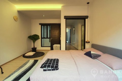 Townhouse in Bangkok, Thailand 3 bedrooms № 19442 - photo 10