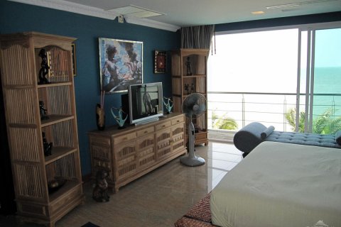 Condo in Pattaya, Thailand, 2 bedrooms  № 22840 - photo 3